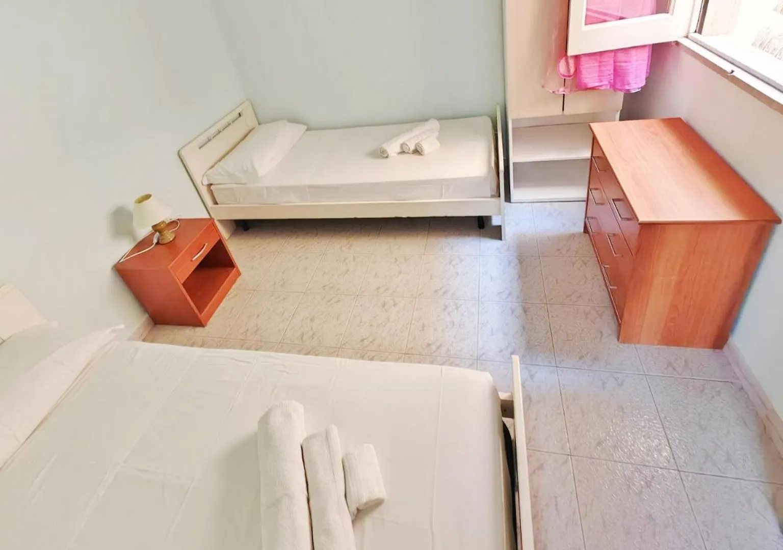 Appartement Travelliving •Casa Margarita•, Beachfront Marina di Ragusa Italië